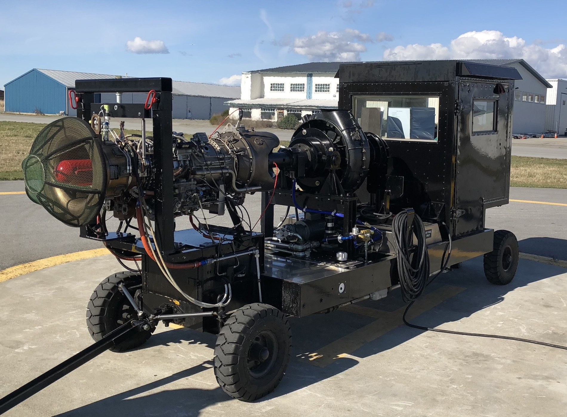 Engine test on a CT58 helicopter engine - Advance Aerospace